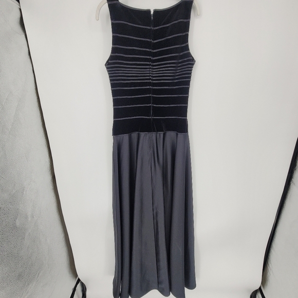 Tadashi Shoji vintage Velvet Maxi Dress black Sleeveless A-Line Satin Gown 8 - Picture 2 of 7